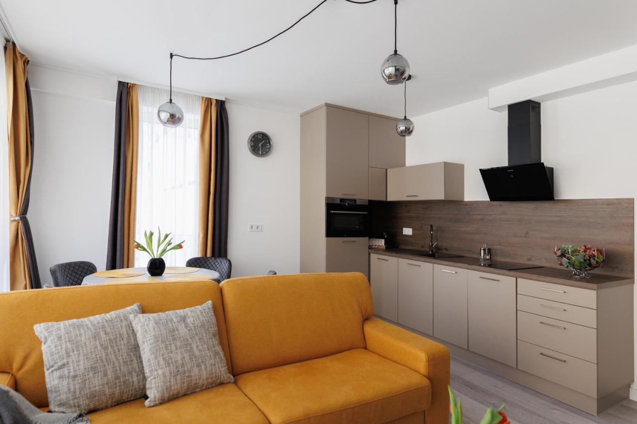 Villa Bauhaus Wellness Apartman Шиофок Экстерьер фото